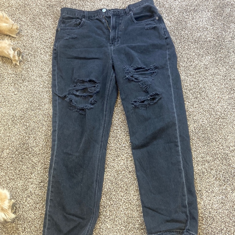 American Eagle mom jean